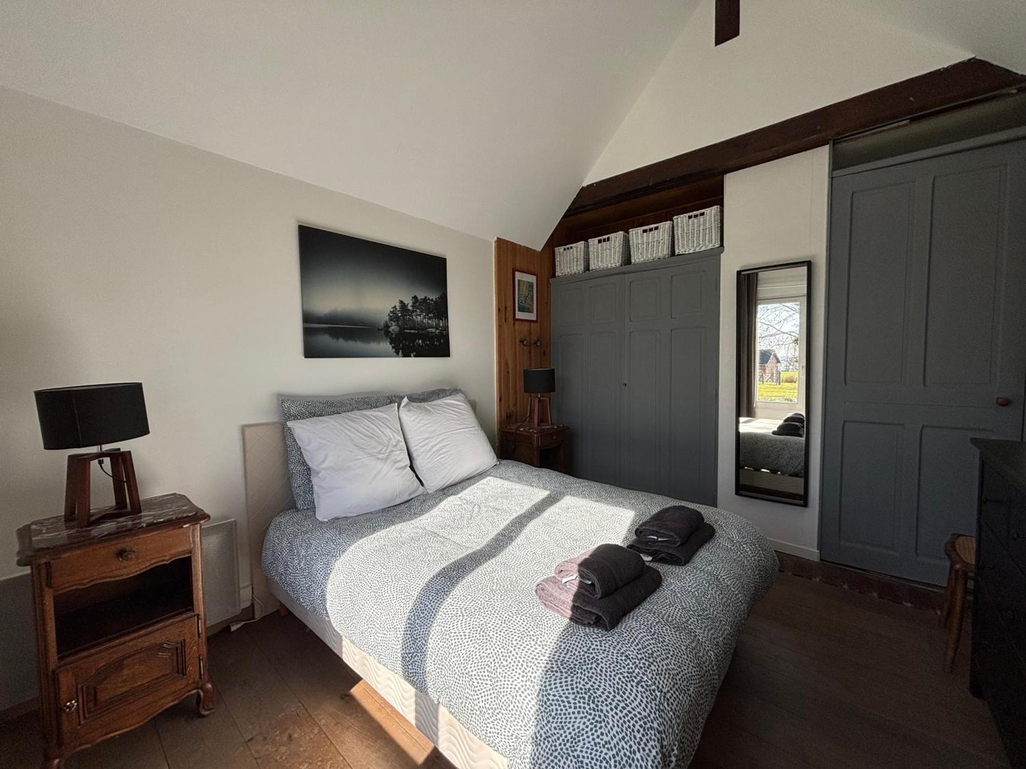 Maison De Campagne Lumineuse Spacieuse Dans Impasse Au Calme A Proximite D'Un Chateau Deux Verandas Grand Jardin Cabane Pour Velos, Pres Port En Bessin Et Bayeux, Proche Plages Du Debarquement Commes Zewnętrze zdjęcie